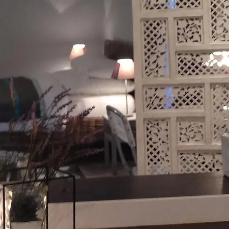 La Maison Des Capucines Oda ve Kahvaltı *